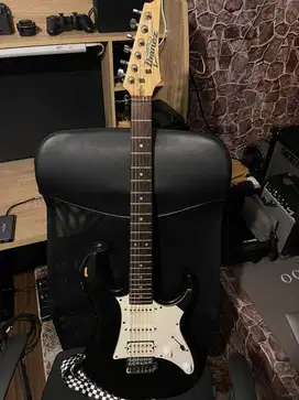 Gitar ibanez gio GRX40