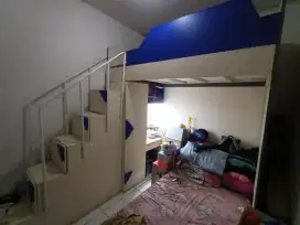 Kasur anak tingkat