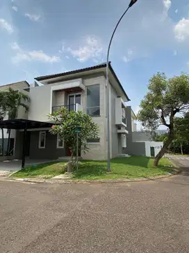 Rumah  Baru Bangun Posisi Hook di ICON BSD Dekat Aeon Mall