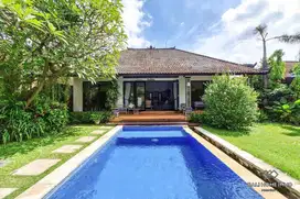 Villa 3 Kamar Tidur Bumbak Umalas Bali