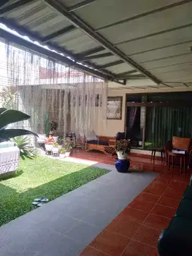 Dijual Murah Rumah Lama Terawat, layout ok tanah kotak