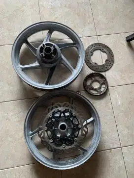 Velg CB150 bekas PNP Ninja R