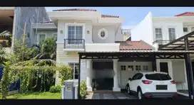 Rumah di Alam sutera sebelah sekolah Laurensia