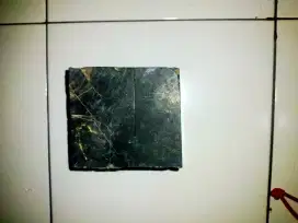 Batu black jet besar
