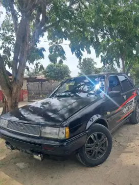 Mobil corolla gl 1983