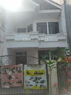 Rumah Murah 2 Lt Dekat Arteri Kelapa Gading, 5 KT, SHM