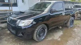 Toyota Hilux single cabin 2013