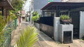 Dijual Rumah Lokasi Dekat Pusat Bisnis Di Salemba Jakarta