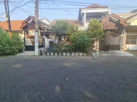 Rumah murah di bawah pasar Kutisari indah Hanya 5 Jt an/meter