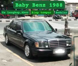 Mercedes-Benz E200 1988 Bensin