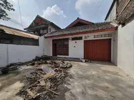 Jual rumah di arjuna bandung