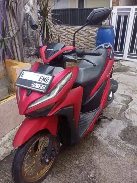 Di jual motor vario 150cc 2018 keyles ss komiplit smua