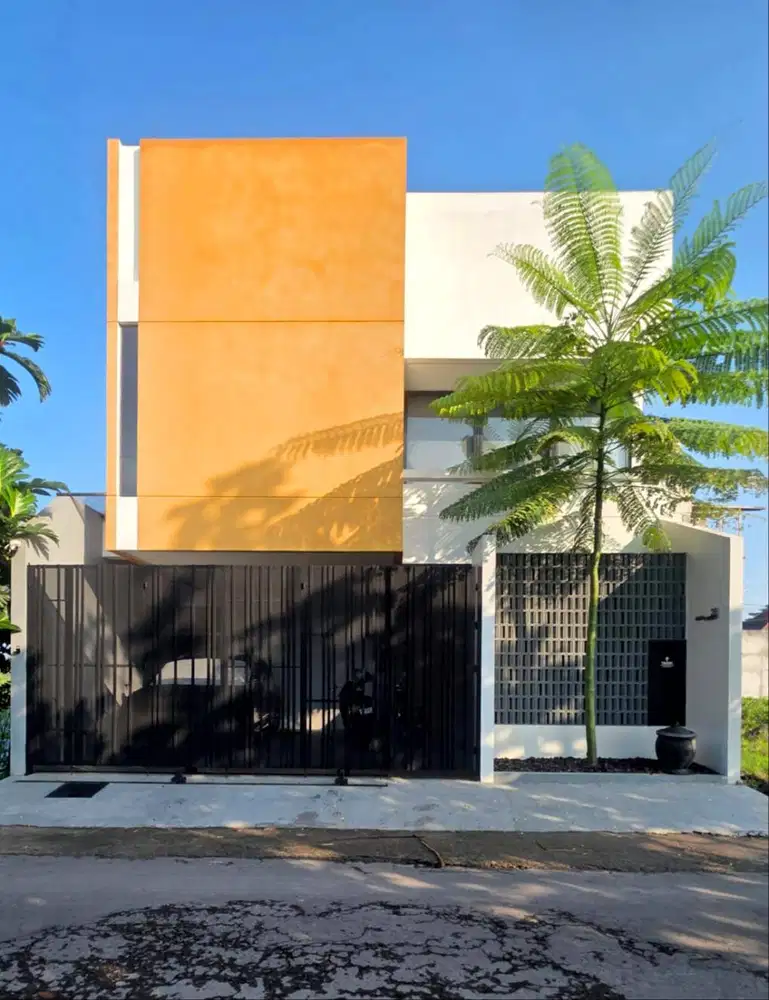 Rumah Keren Semi Furnished dekat Jalan Damai Palagan