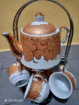 Set pajangan gelas
