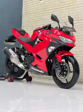Perfect Condition!!Kawasaki Ninja 250 Fi 2018 Red Glossy Mulus-Mustika