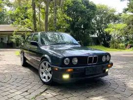 Bmw E30 M40 1990 M/T Gray on Black
