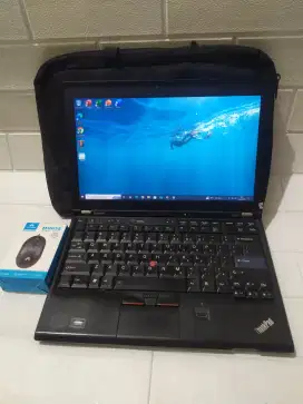 Laptop Murah Bandel Engsel kokoh Thinkpad X220 core i7 16/SSD 128gb