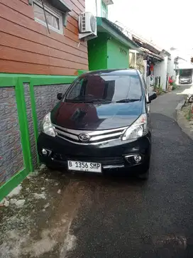 XENIA Type Mi 1.0 MT 2013