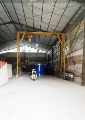 Gudang di jual ada office di ruang atas.lokasi cakung jakarta timur