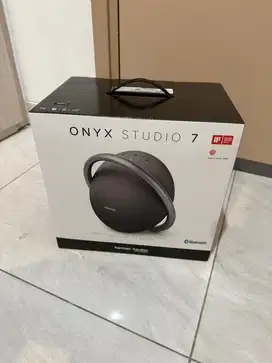 HARMAN KARDON Onyx Studio 7 bluetooth speaker portable BARU