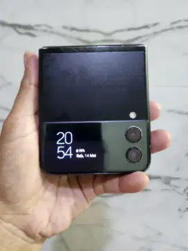 Samsung Z Flip3, Ram 8/256, Nfc (Hp Orian, Minus garis & Lcet2 pmkin)