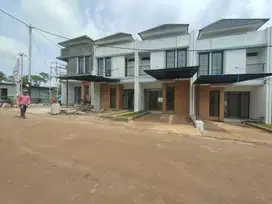 S805.Rumah 2Lt Kualitas Bata Merah Dlm Perum Besar di Kedaung Ciputat