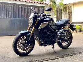 HONDA CB650R 2020 – KM Rendah, Pajak Panjang, Full Aksesori Premium