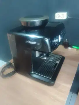 Mesin espresso merk breville bes870