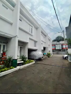 Disewakan Rumah Bagus dan Rapih di Jagakarsa