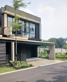 MILIKI RUMAH MEWAH 2 LANTAI REAL ESTATE PREMIUM LIPPO KARAWACI