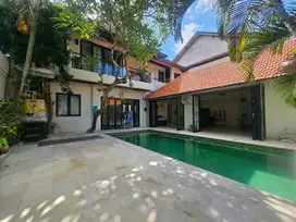 Villa for rent or sale umalas