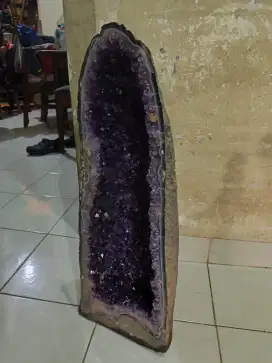 Batu Kristal Geode Amethyst Asli Tinggi 70–75cm
