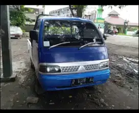 Mitsubishi Pick-Up 2004 Bensin