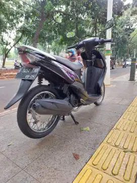 DIJUAL CASH YAMAHA MIO SMAILE TAHUN 2011 PAJAK IDUP SIAP PAKAI