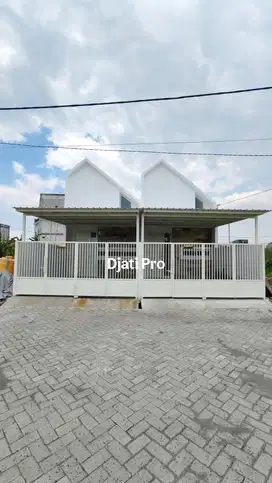 Miliki Rumah Baru Di Perum. Bumi Wonorejo Asri, Row jl 8m, STIKOM