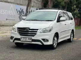 Toyota Kijang Innova 2.0 V Bensin AT 2014