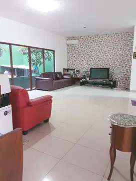 Rumah bagus full furnished sudah renov di Jakarta garden city jaktim