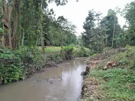 Tanah los sungai yg berlokasi di buduk Tumbakbayuh