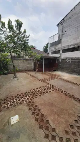 Dijual 1 unit rumah + kost2an Lokasi Ciledug