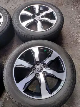 Velg toyota inova venturer R.17