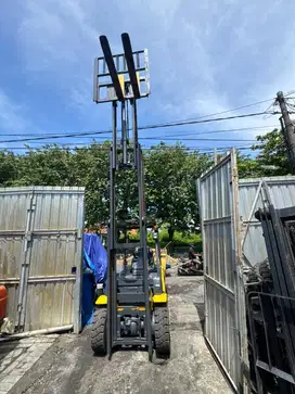 Forklift komatsu Bekas 3 ton