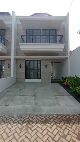 HUNIAN READY RUMAH LUAS TANAH 88m DEKET KE MALL CIPINANG INDAH
