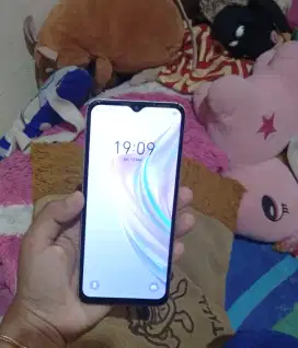 Infinix hot 30i ram 8+8/128!.
