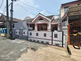 Disewakan Rumah di Villa Nusa Indah 2