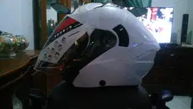 Helm half face KYT nfj white