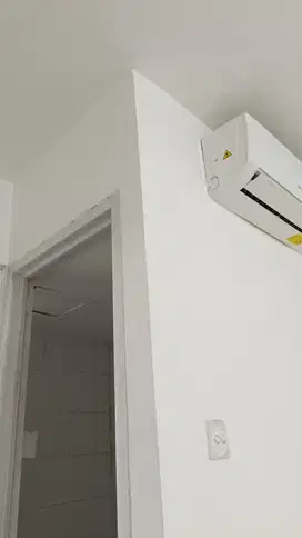 Studio apartemen Bassura City ada AC lantai 9