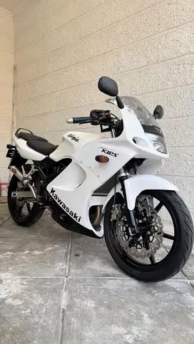 Motor Kawasaki Ninja RR