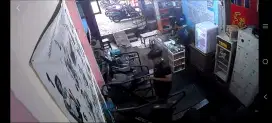 KEBERSIHAN DAN JAGA FITNES