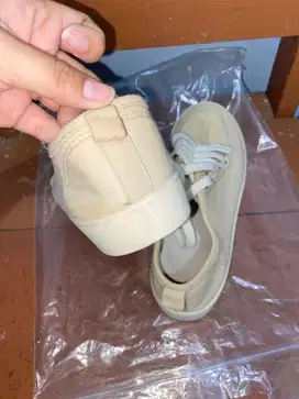 Sneakers Rubi Wanita
