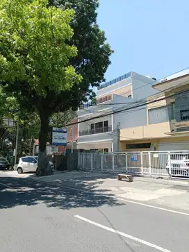 ruko Area riau  Kota Bandung Yg  Strategis dan Berada di Pusat Kota